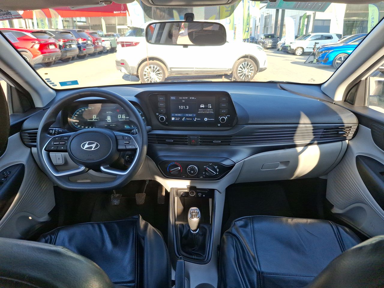 HYUNDAI - 9