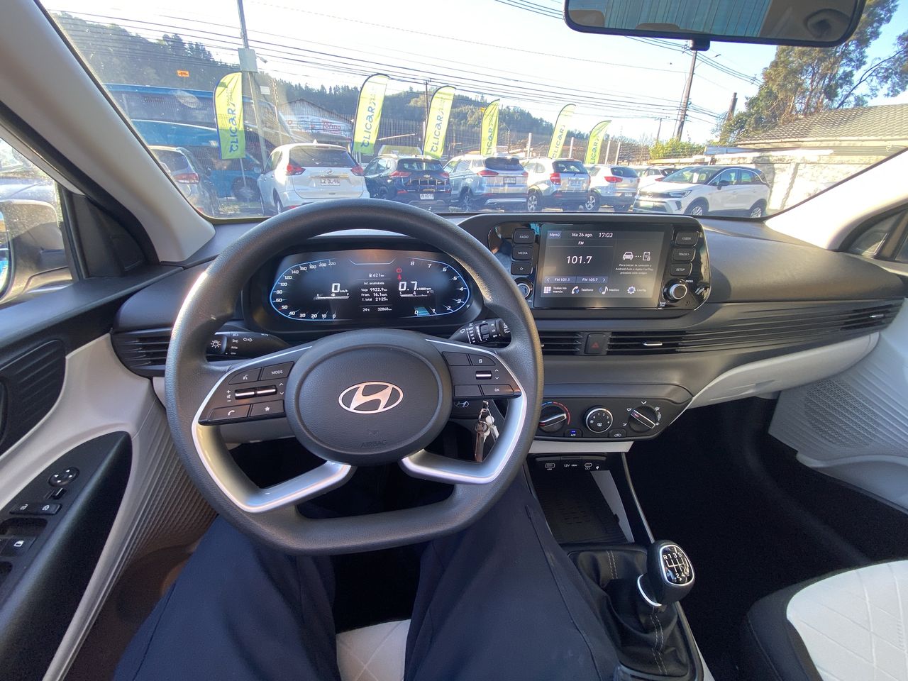 HYUNDAI - 32