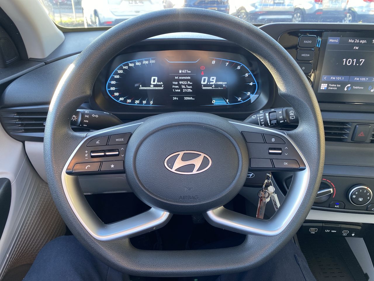 HYUNDAI - 25