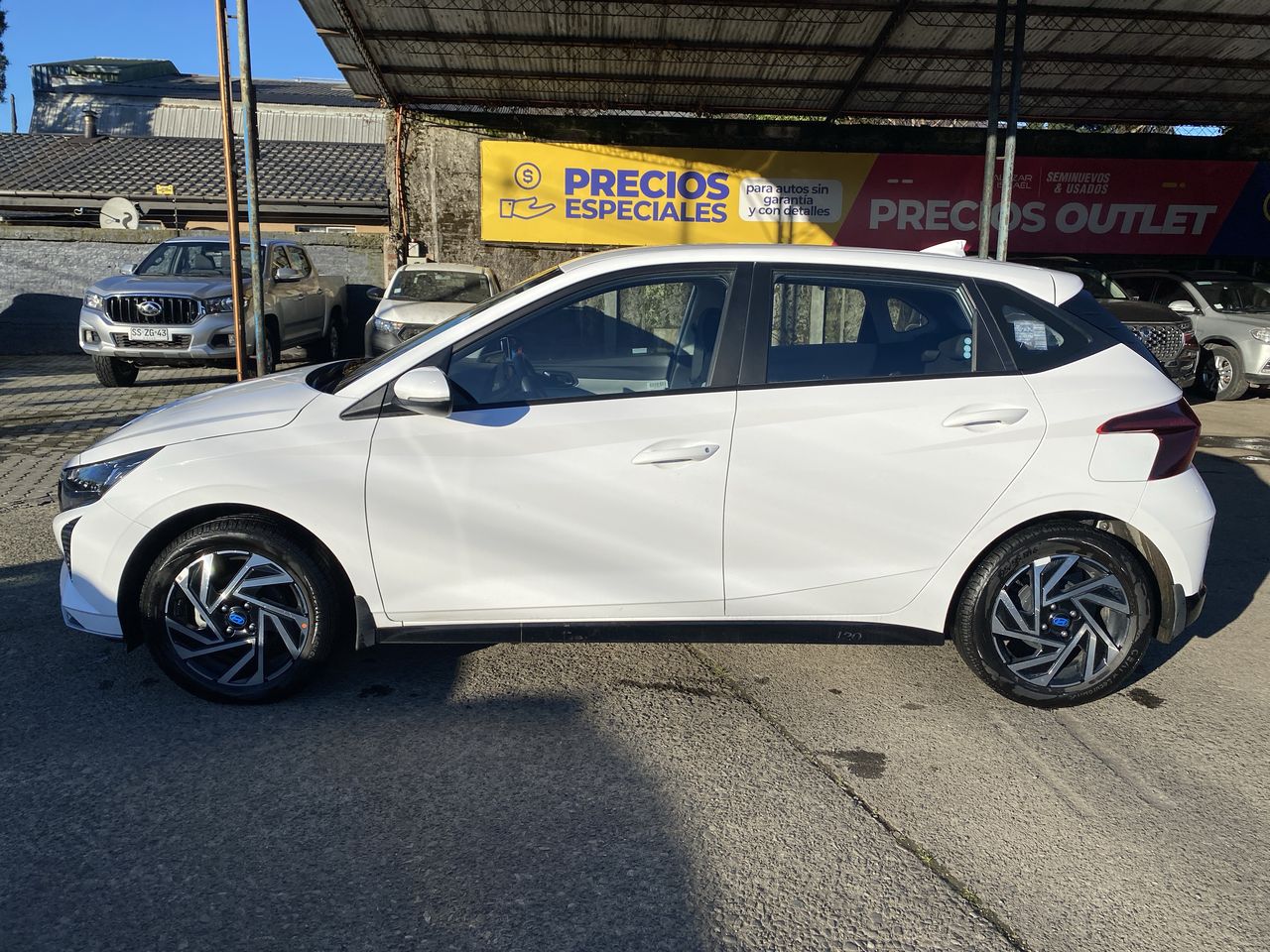 HYUNDAI - 4