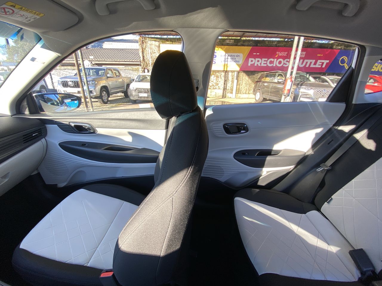 HYUNDAI - 11