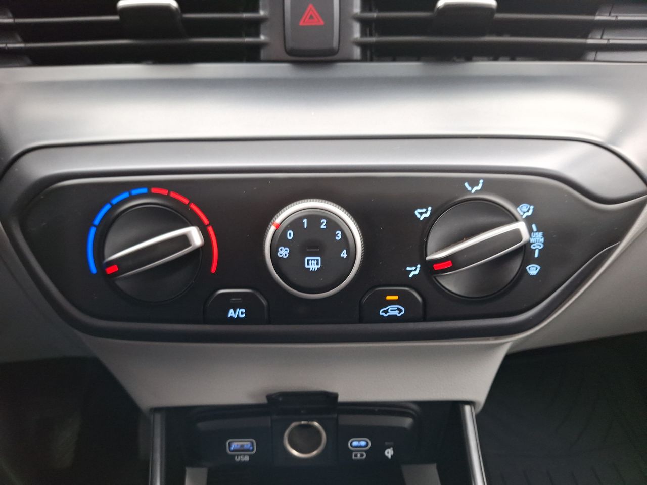 HYUNDAI - 29