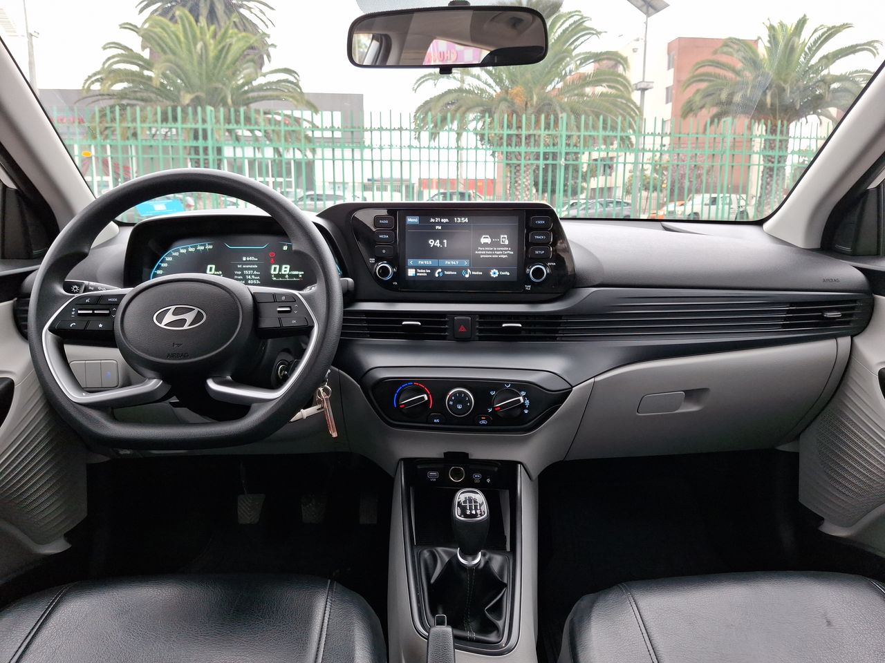 HYUNDAI - 9