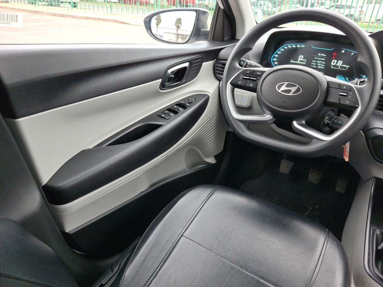 HYUNDAI - 16