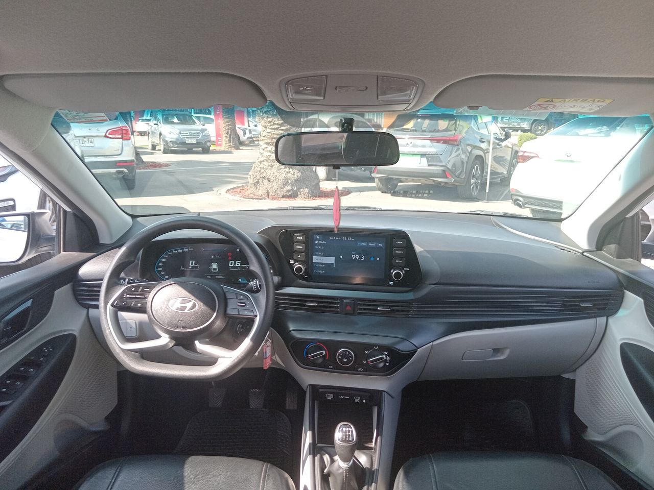 HYUNDAI - 9