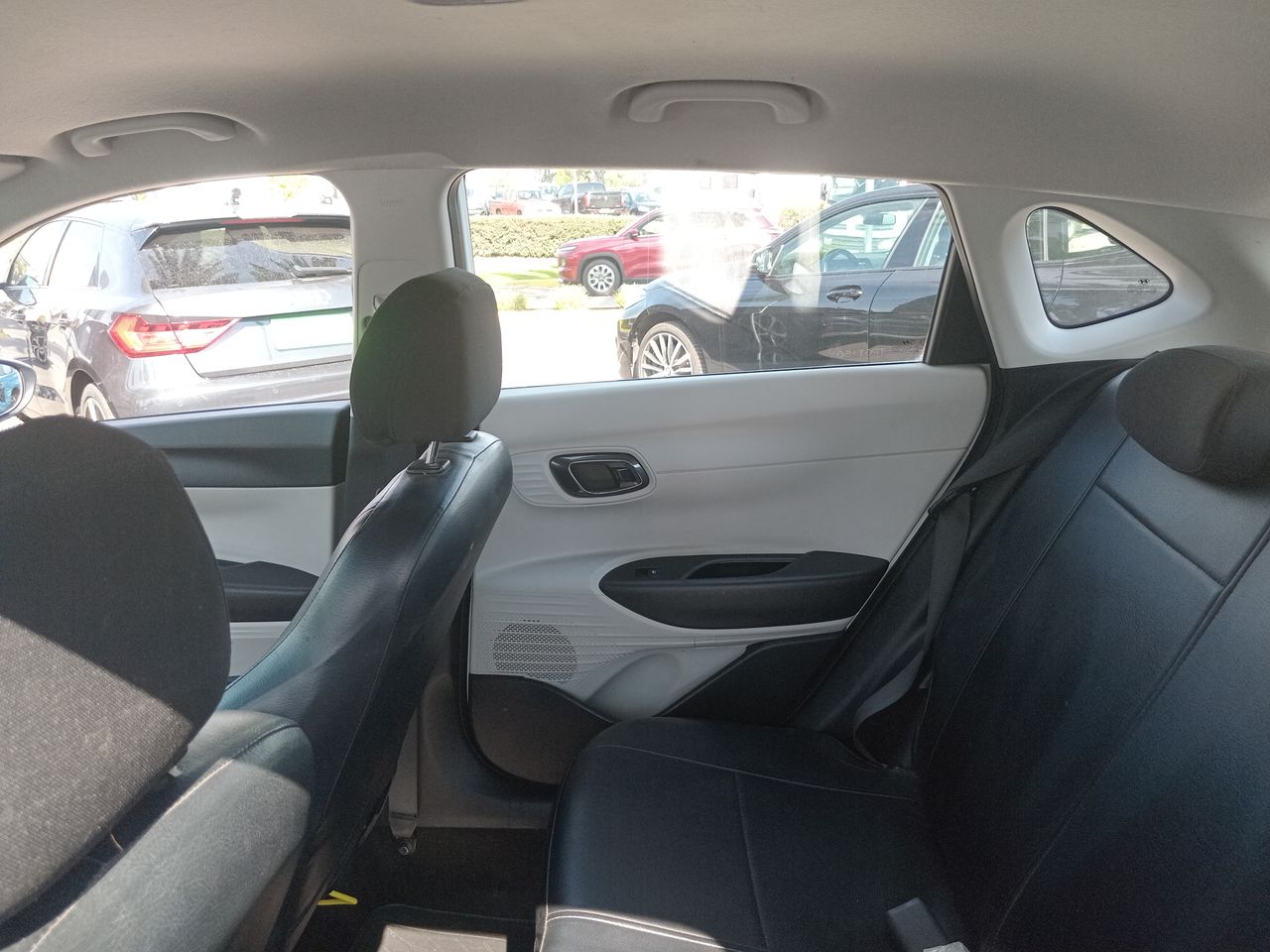 HYUNDAI - 11