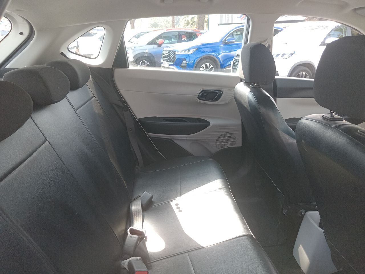 HYUNDAI - 15