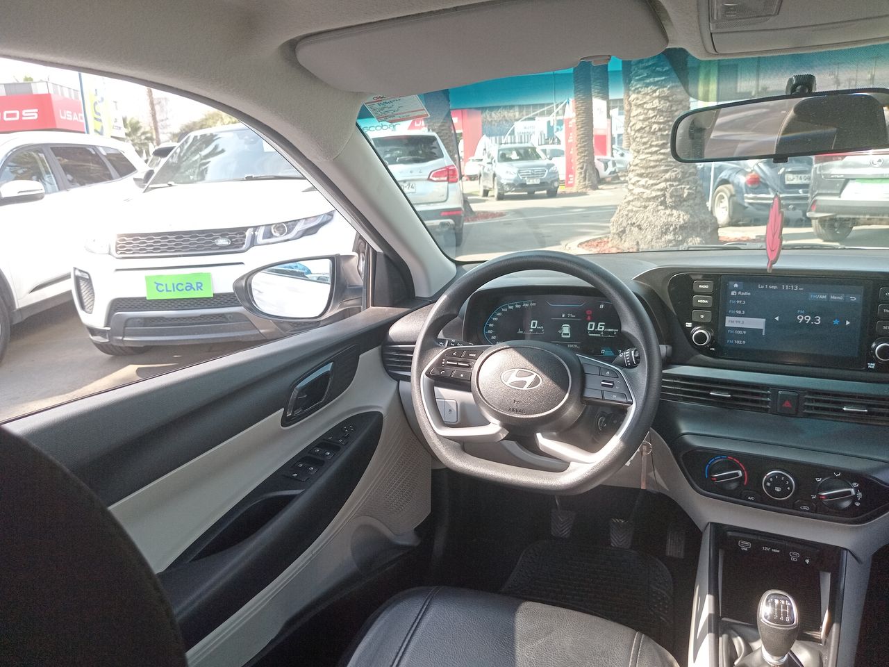 HYUNDAI - 16