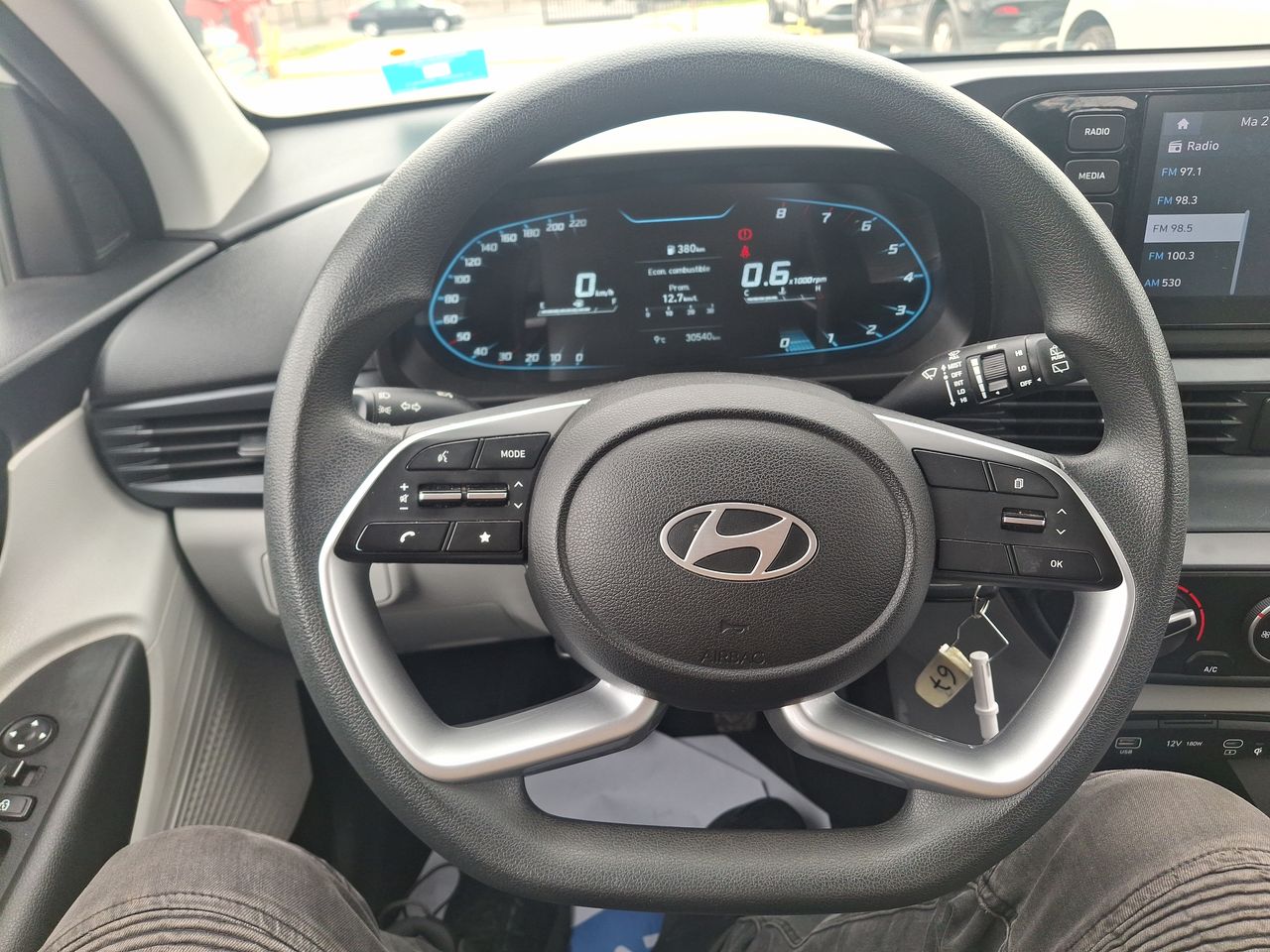 HYUNDAI - 22