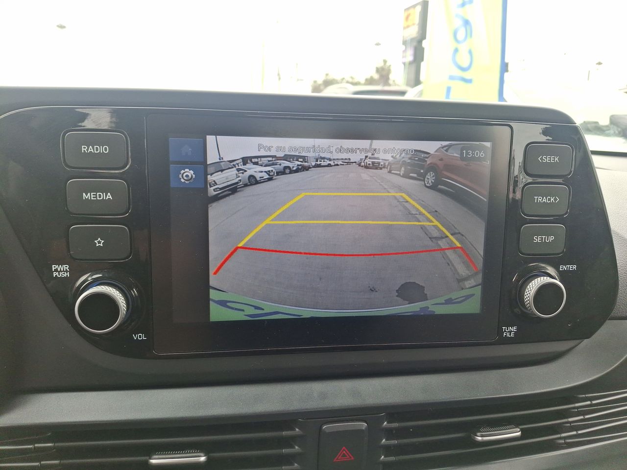 HYUNDAI - 26