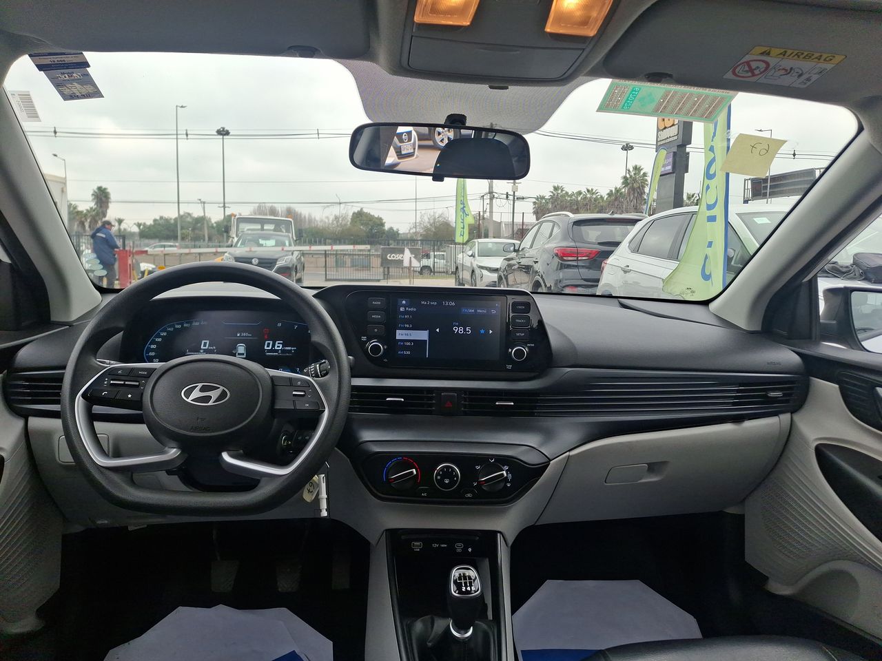 HYUNDAI - 29