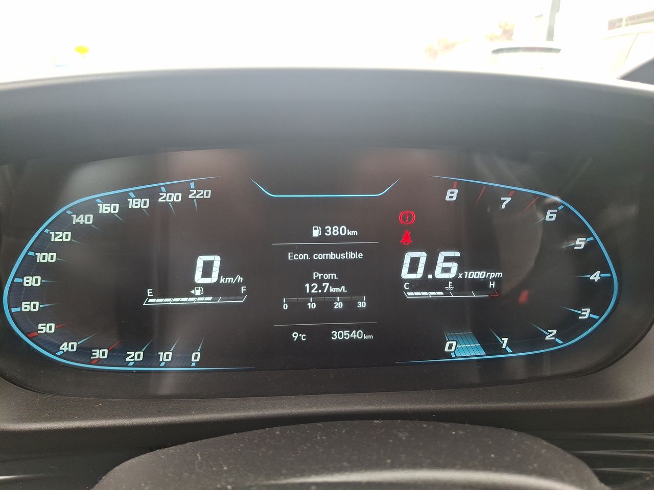 HYUNDAI - 24