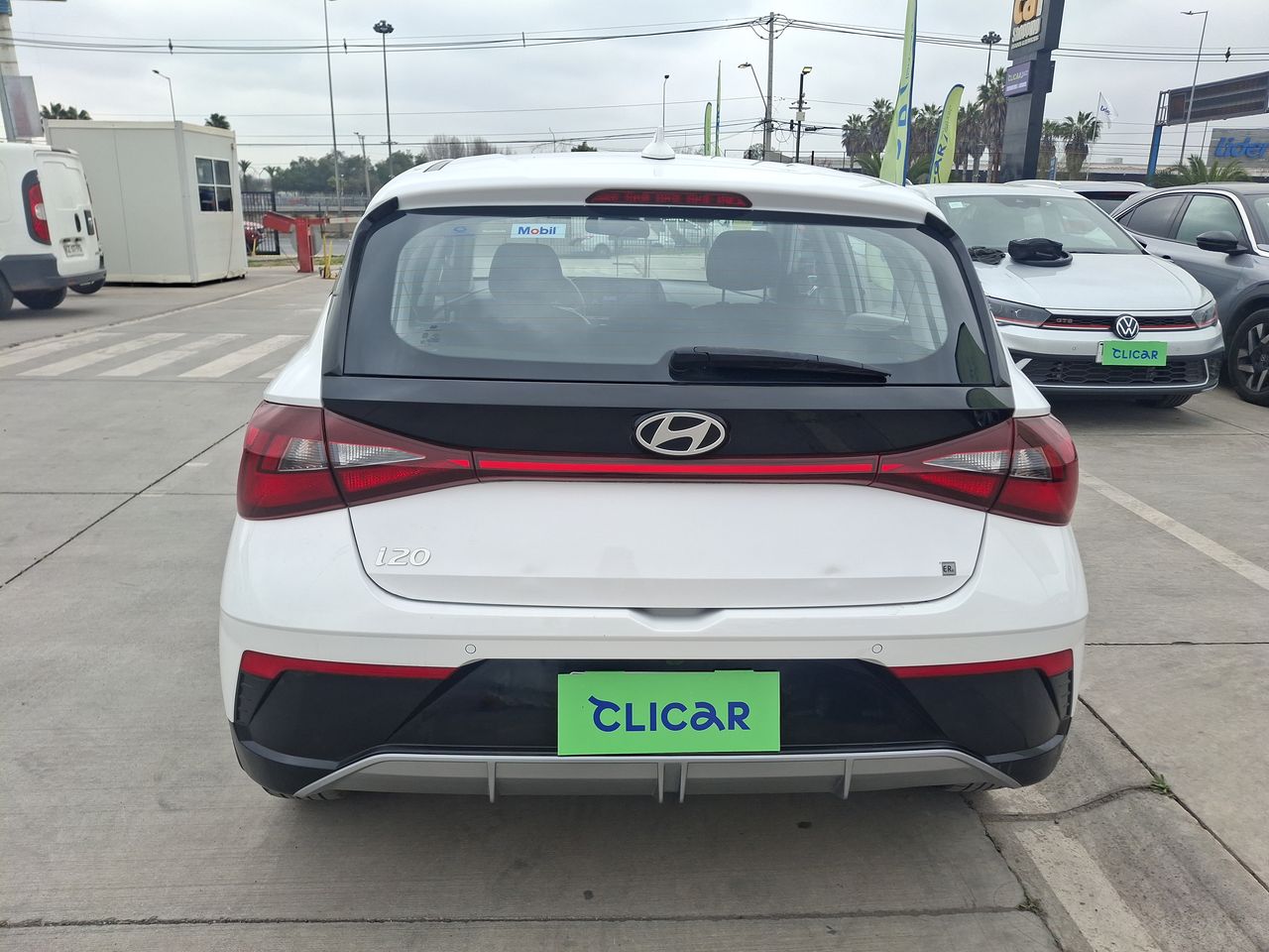 HYUNDAI - 6