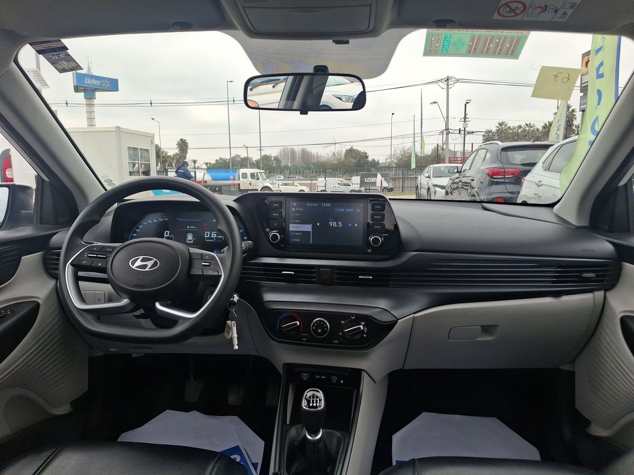 HYUNDAI - 9