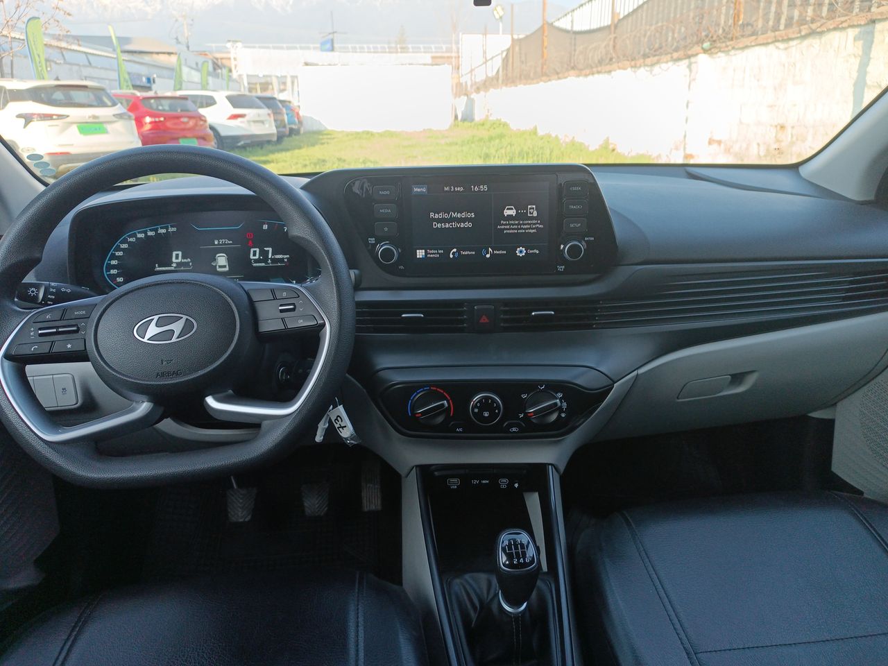 HYUNDAI - 9