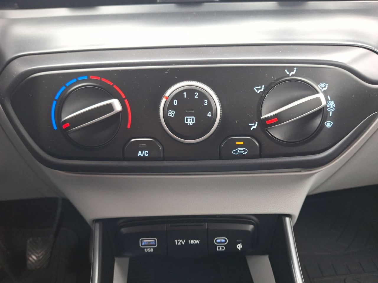 HYUNDAI - 29