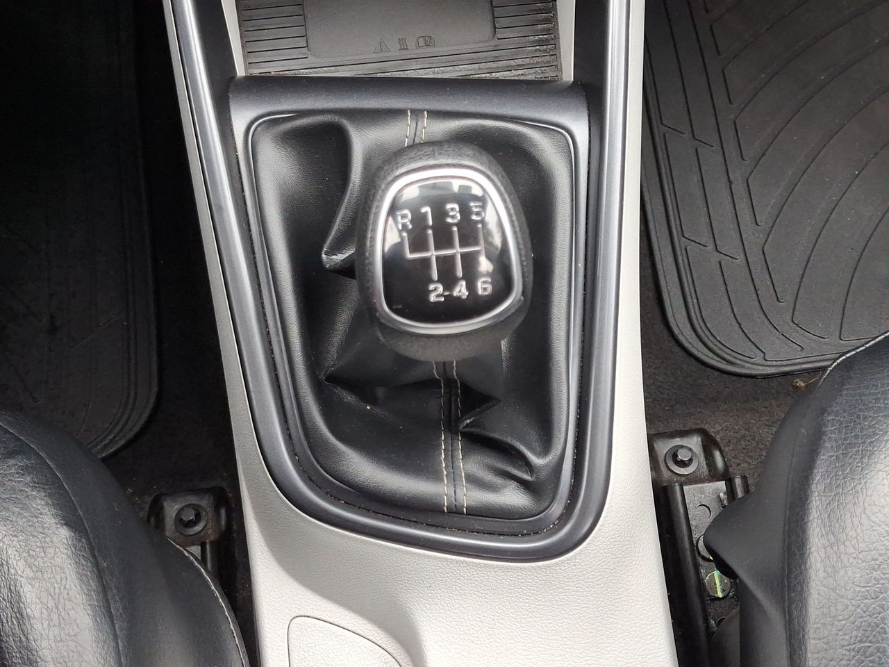 HYUNDAI - 30