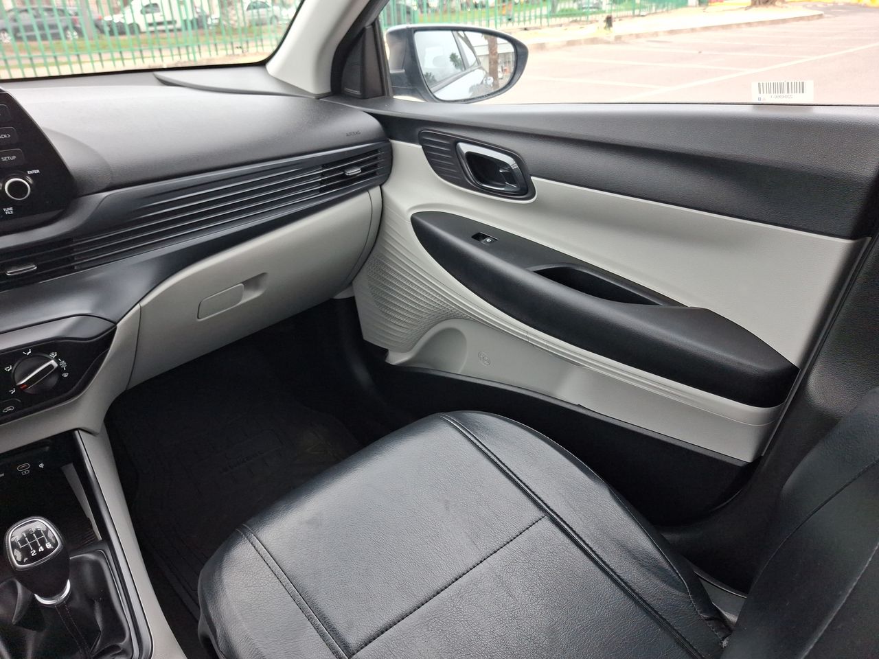 HYUNDAI - 10