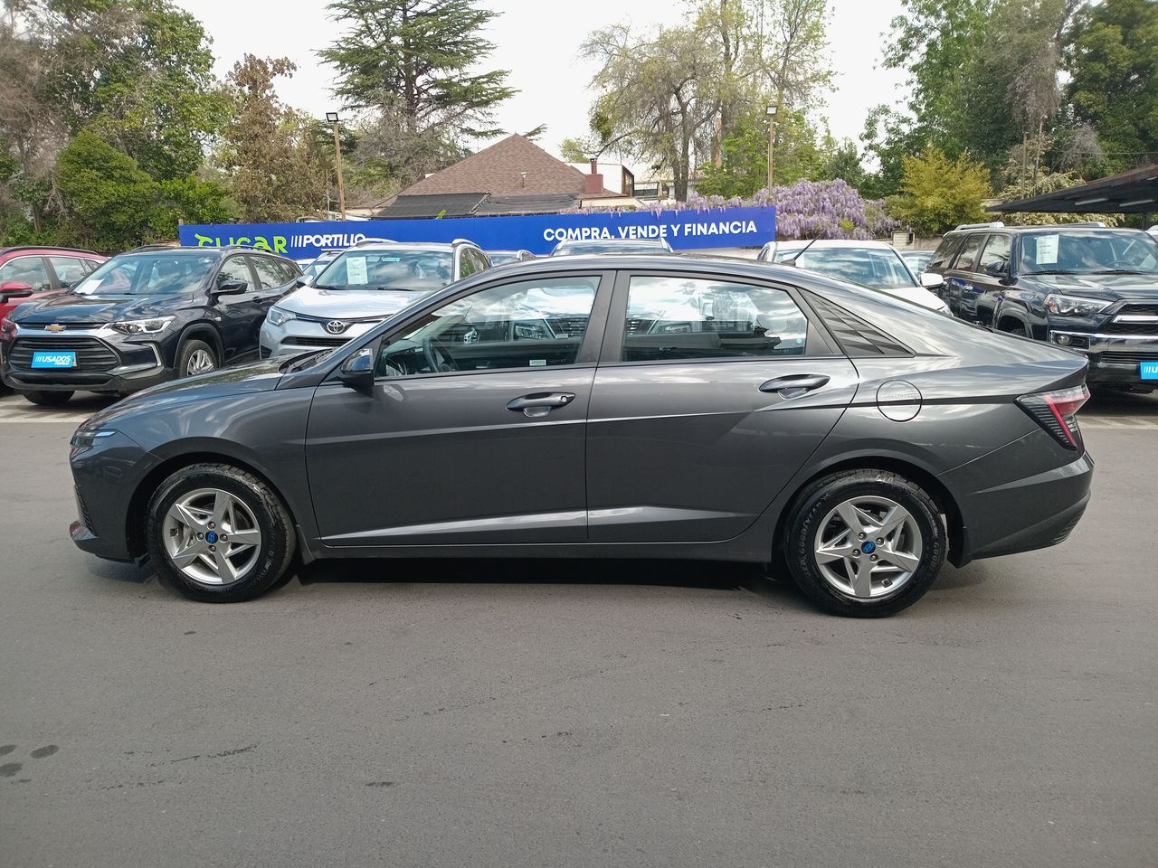 HYUNDAI - 4