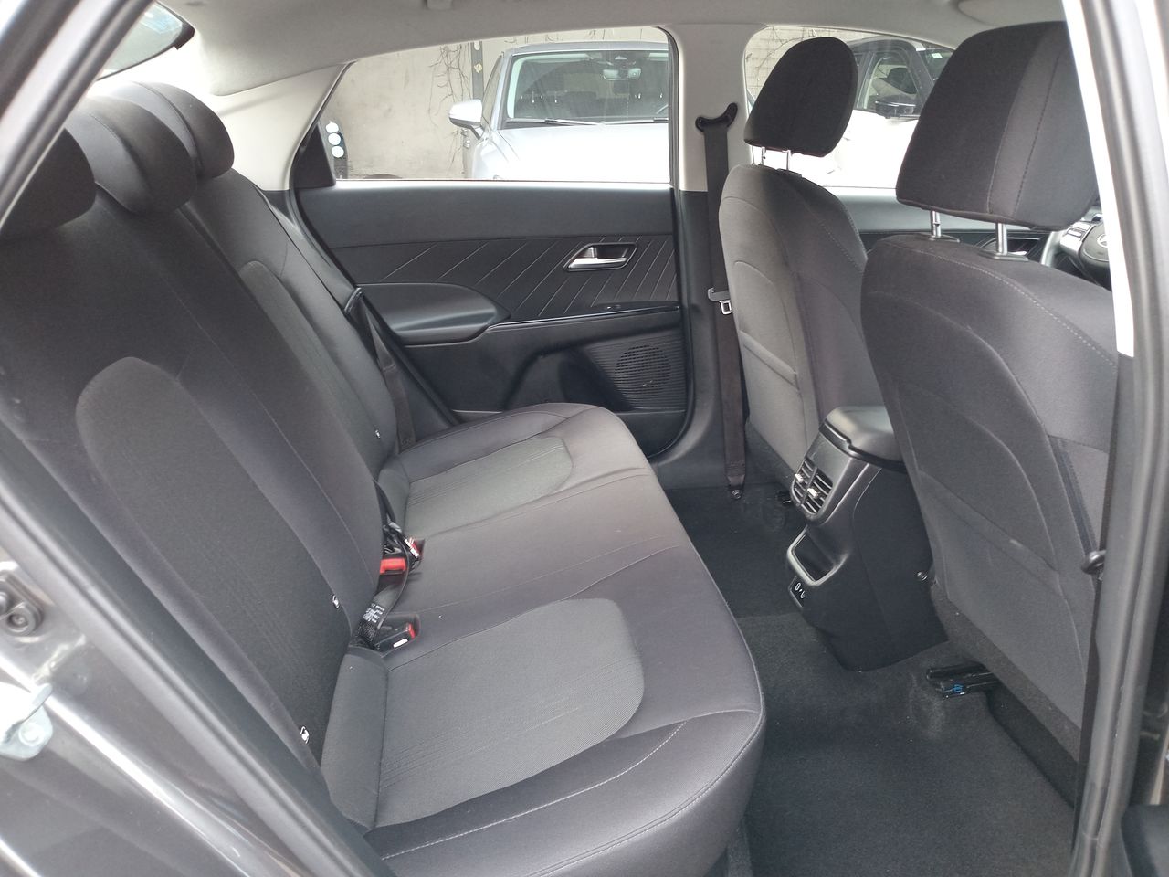 HYUNDAI - 11