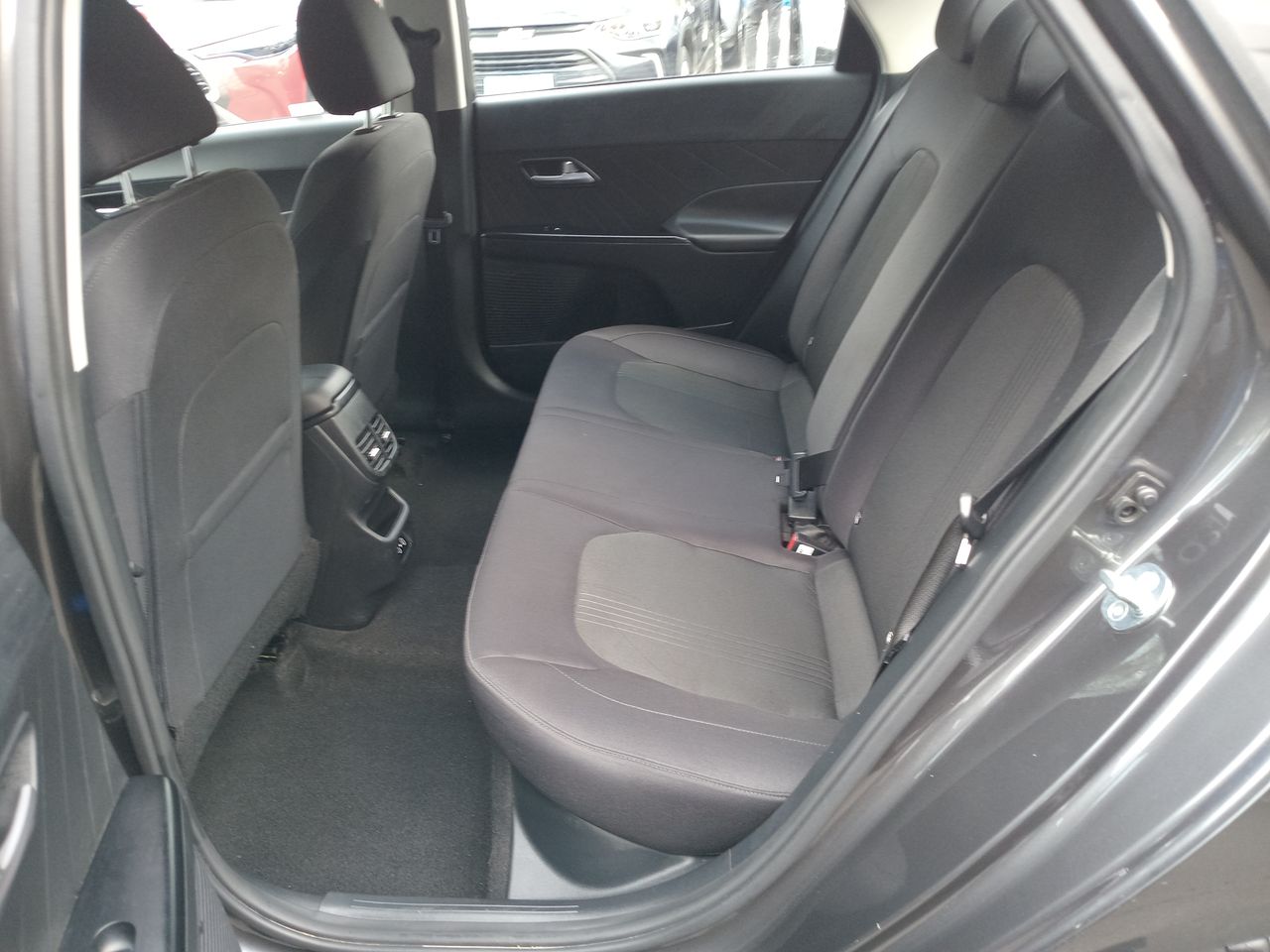 HYUNDAI - 13