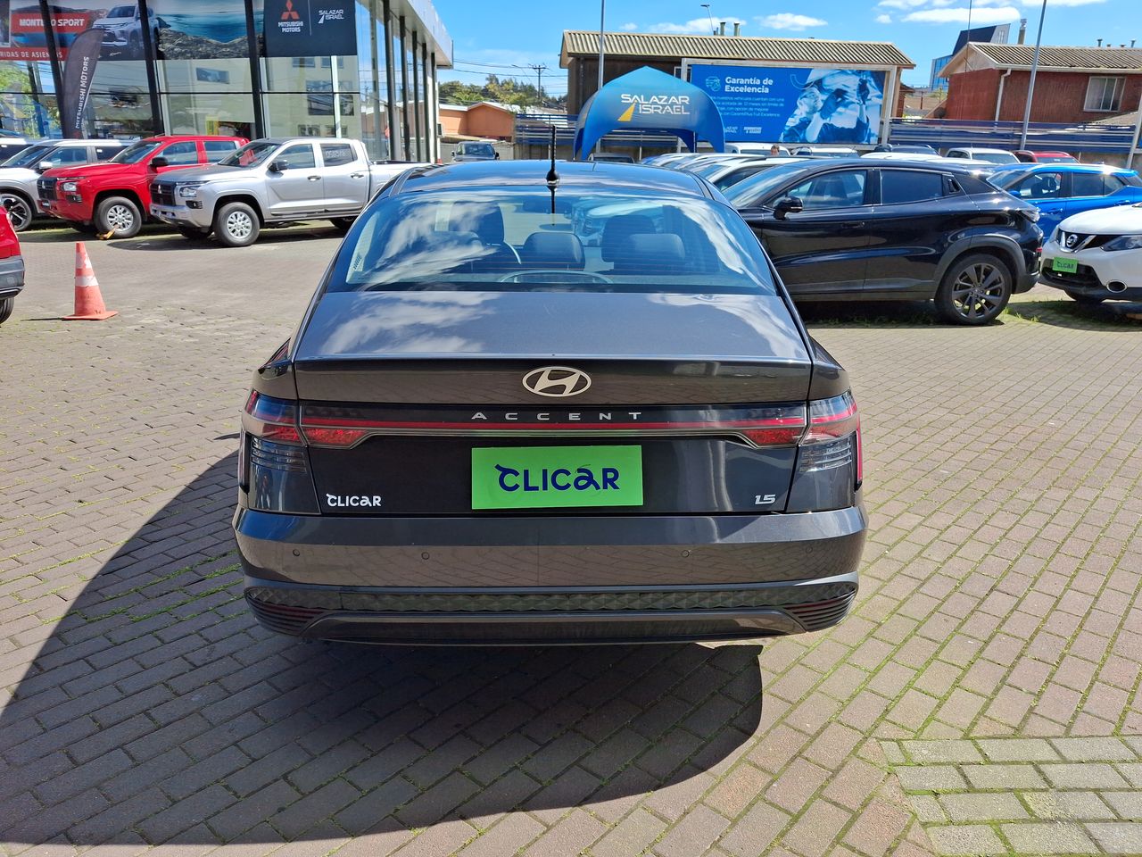 HYUNDAI - 6