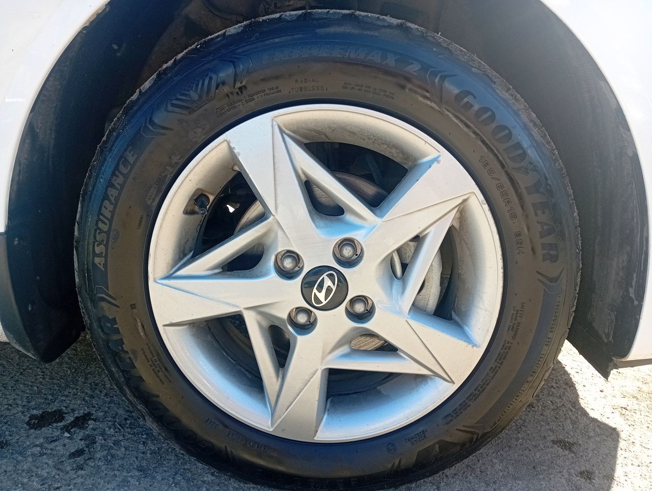HYUNDAI - 17