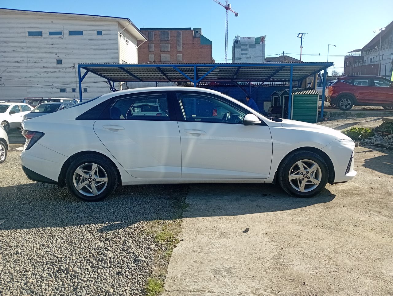 HYUNDAI - 8