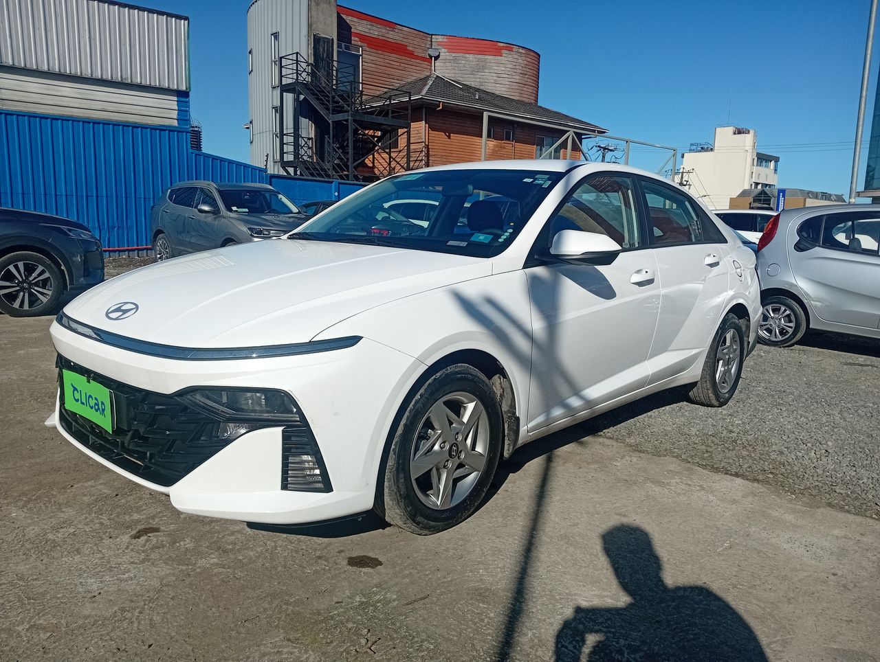 HYUNDAI - 3