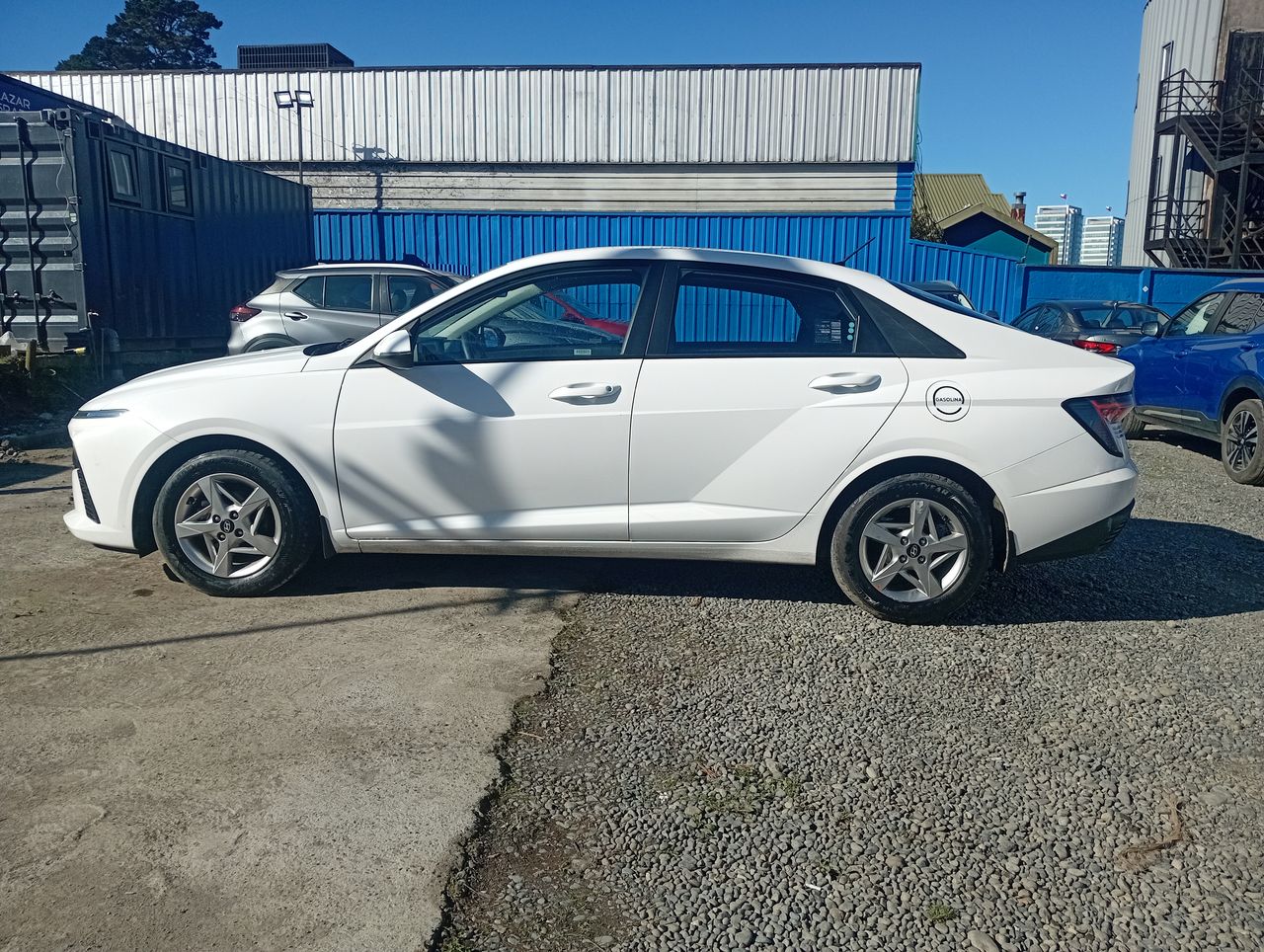 HYUNDAI - 4