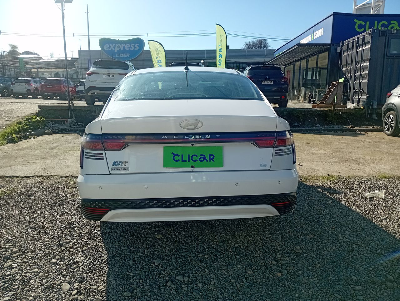 HYUNDAI - 6