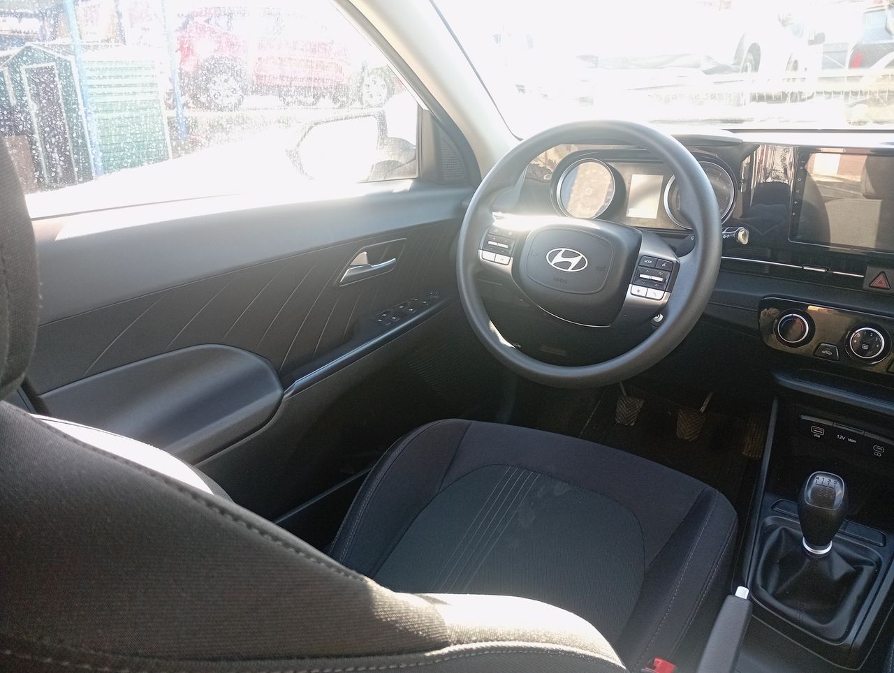 HYUNDAI - 14
