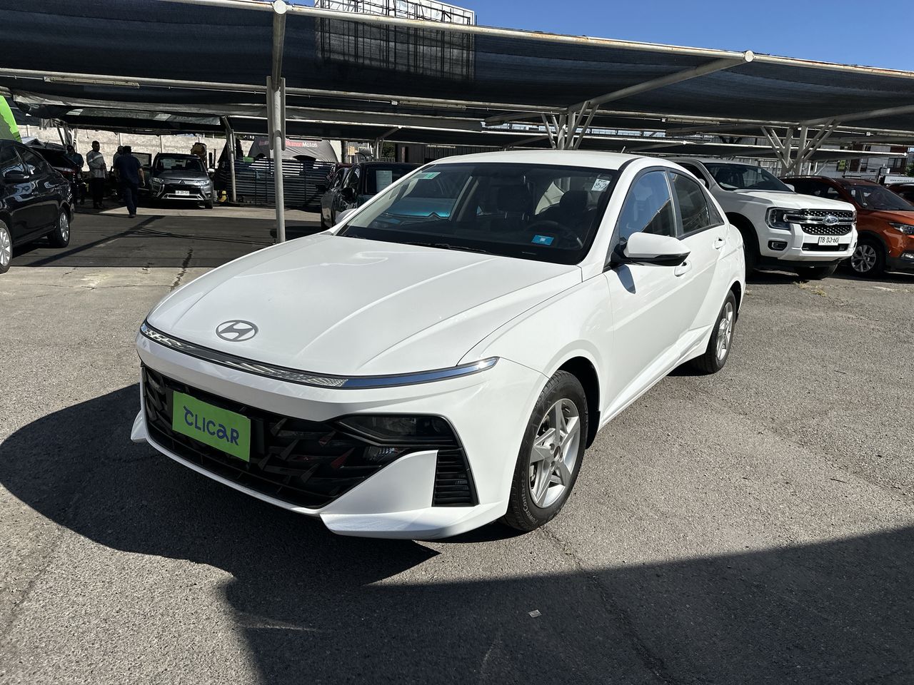 HYUNDAI - 3