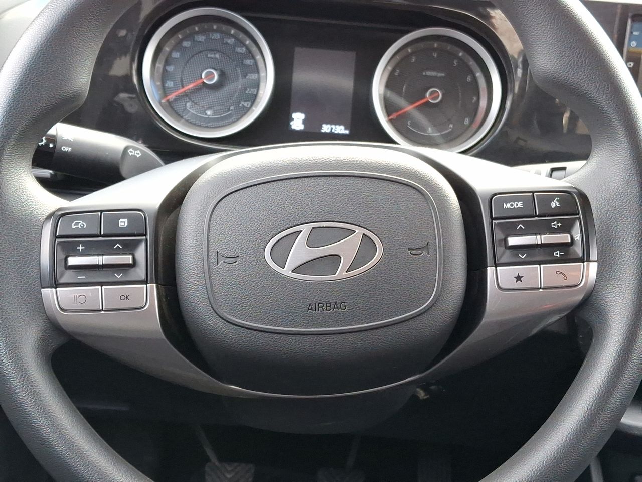HYUNDAI - 27