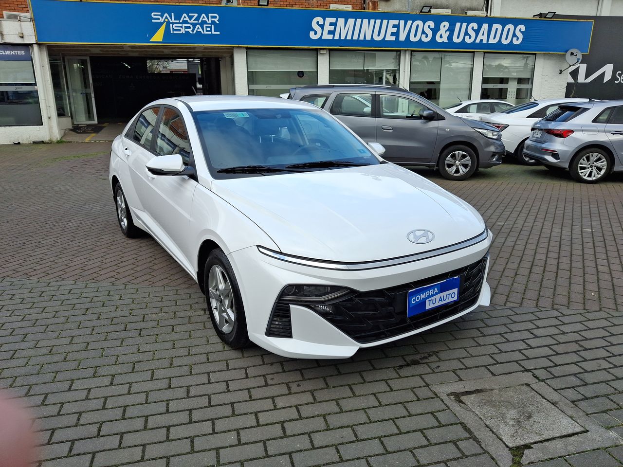 HYUNDAI - 1