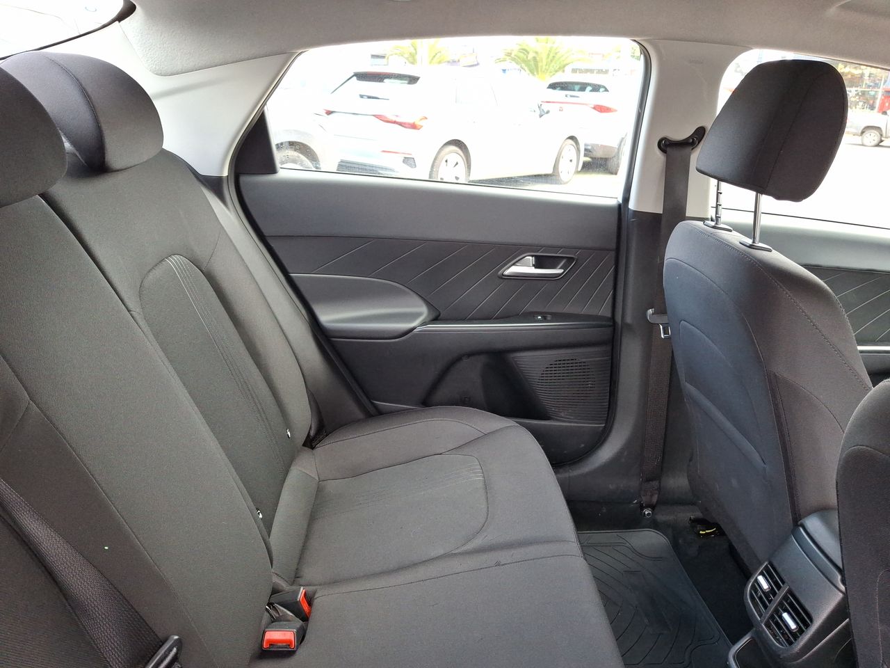 HYUNDAI - 15
