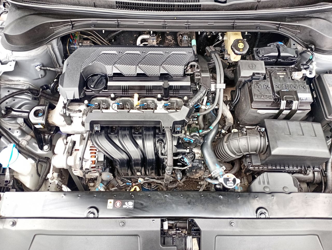 HYUNDAI - 18