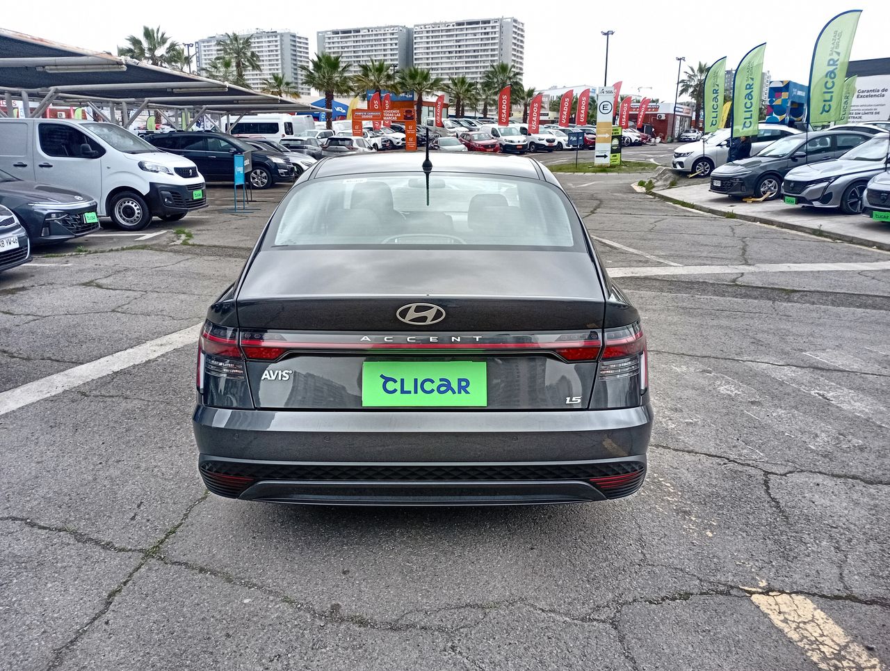 HYUNDAI - 6