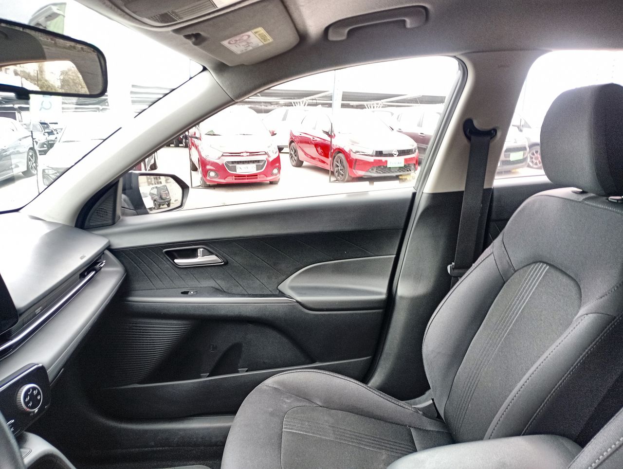 HYUNDAI - 10