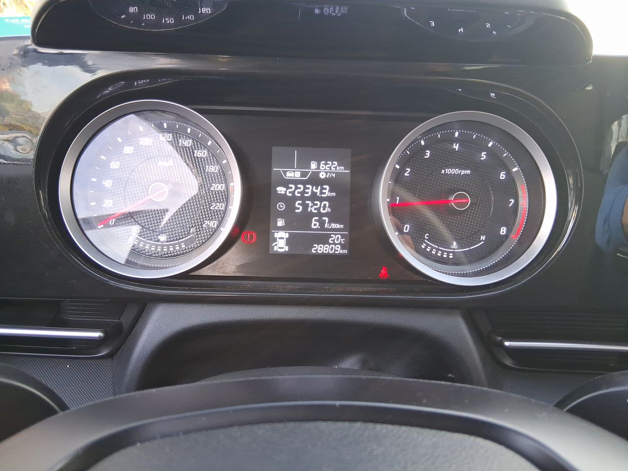 HYUNDAI - 28