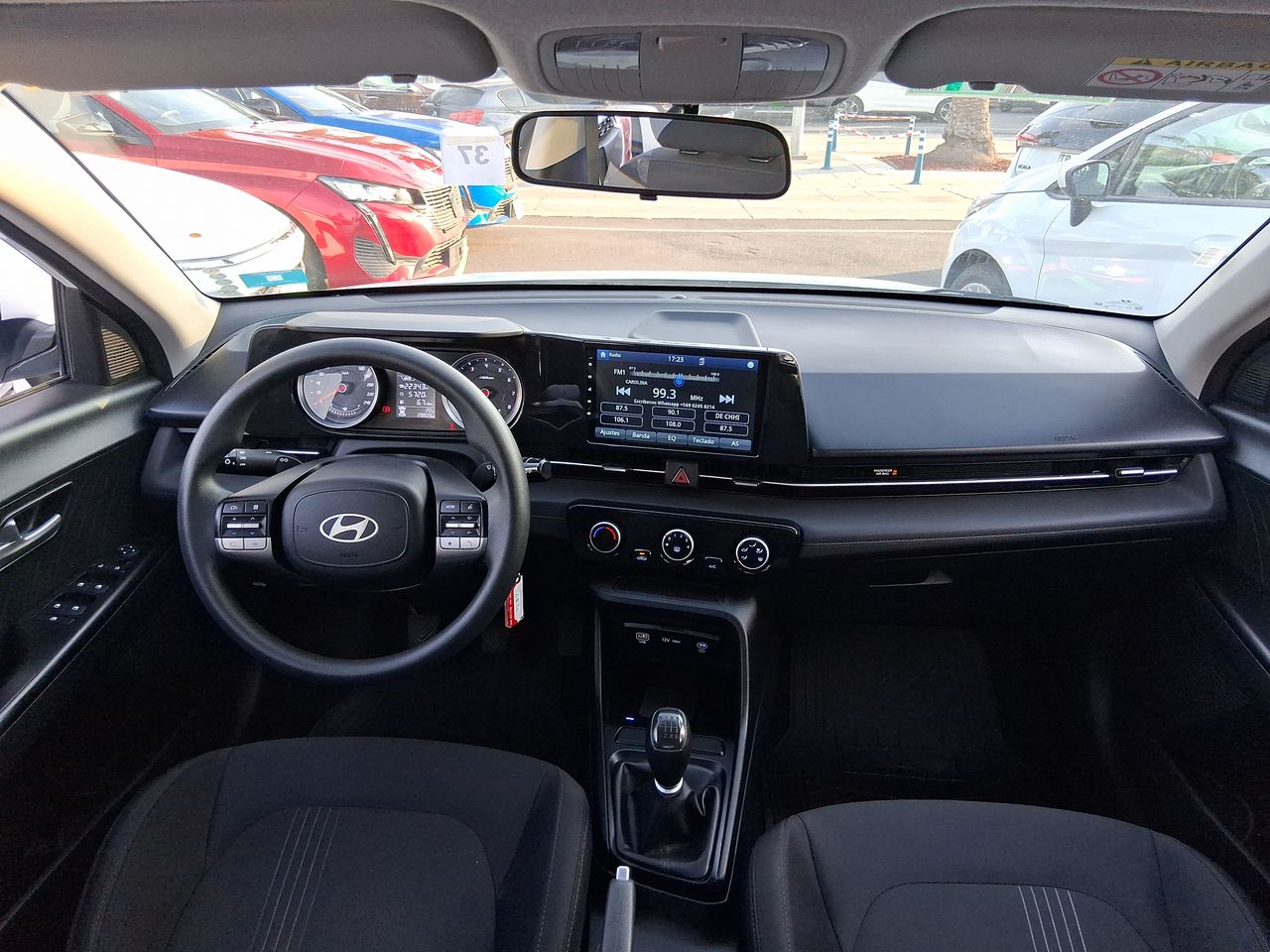 HYUNDAI - 33