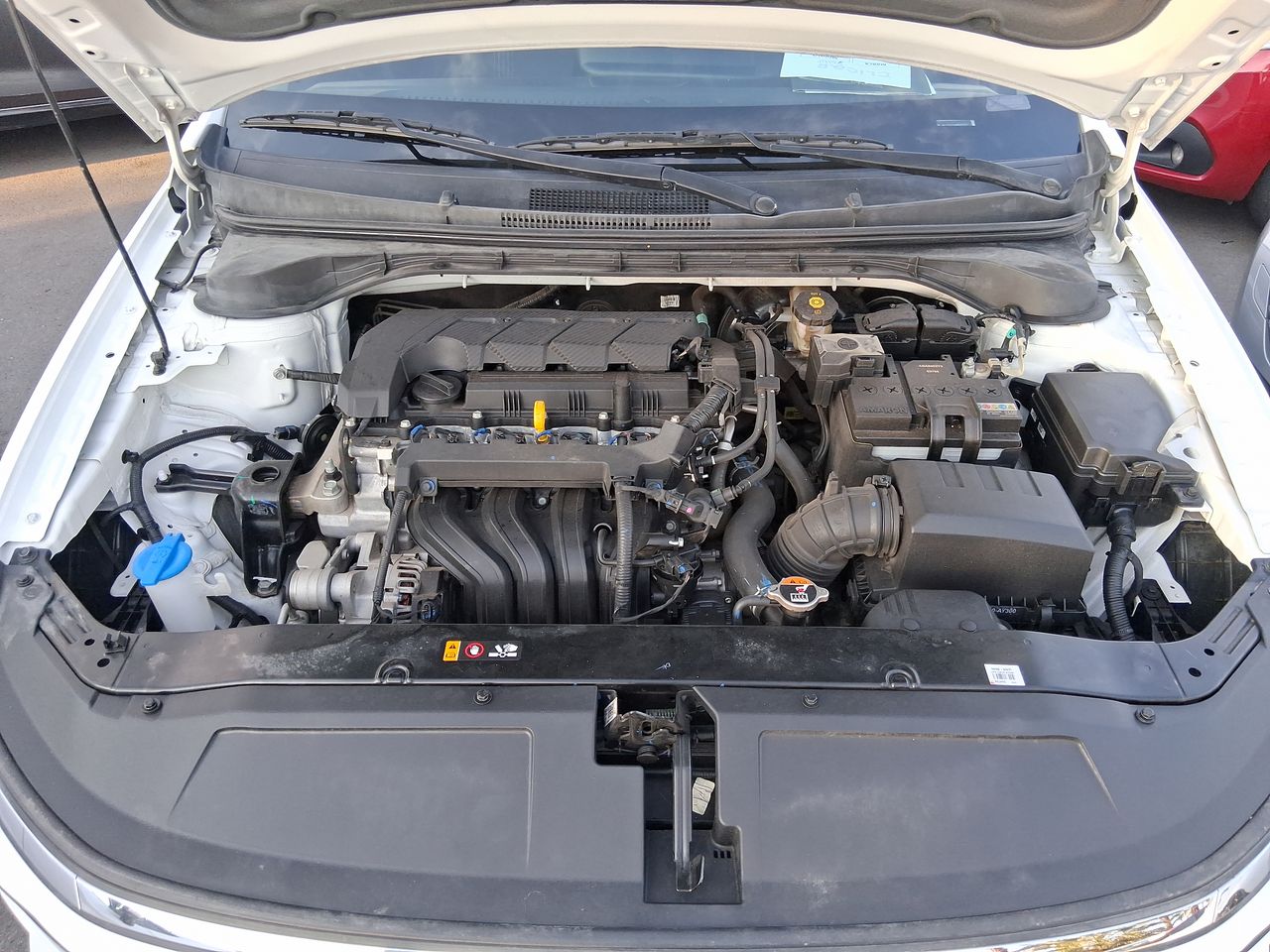 HYUNDAI - 18