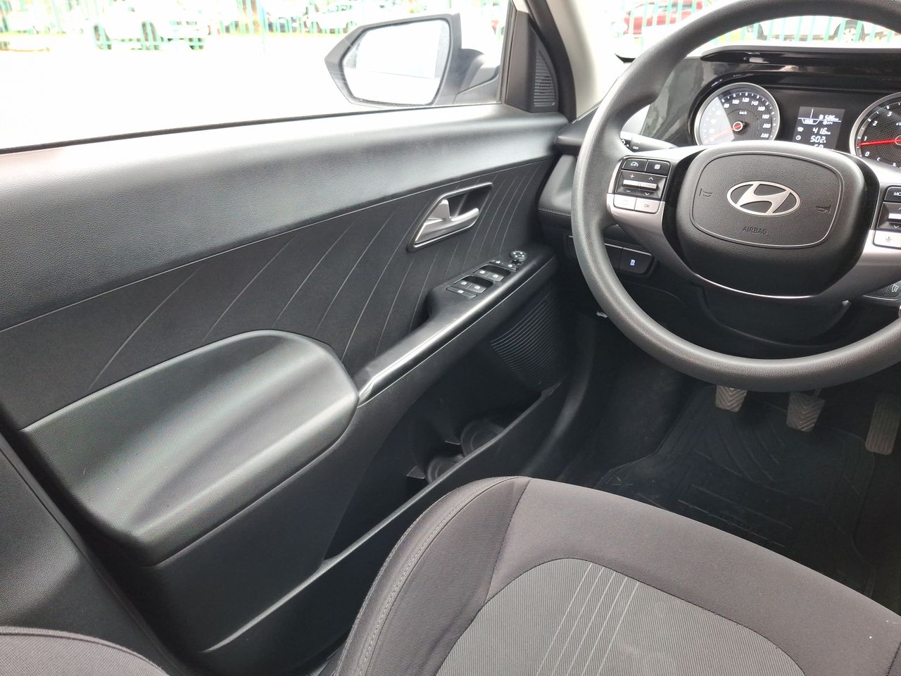 HYUNDAI - 13