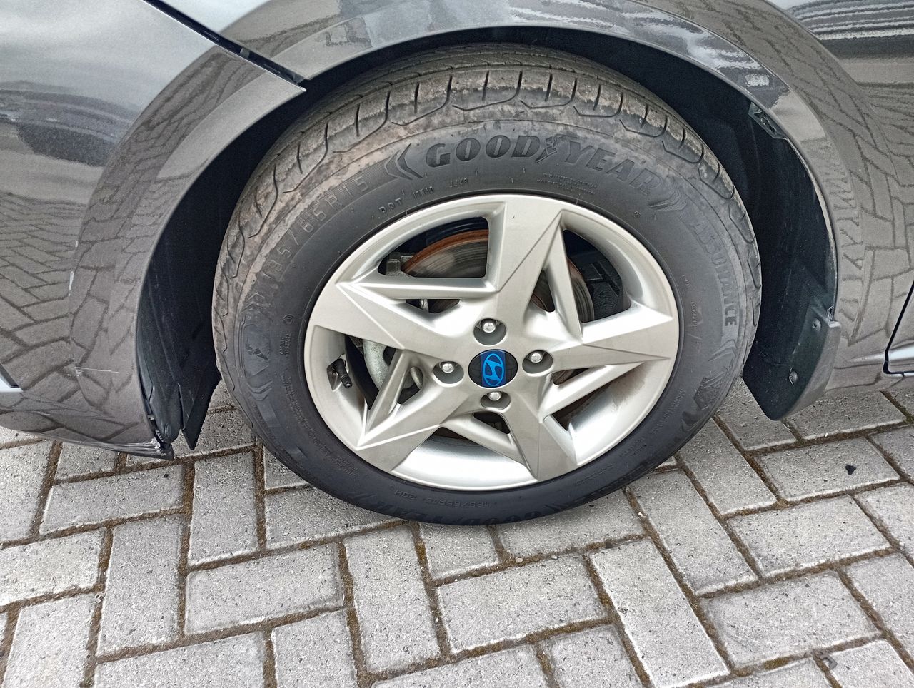 HYUNDAI - 17