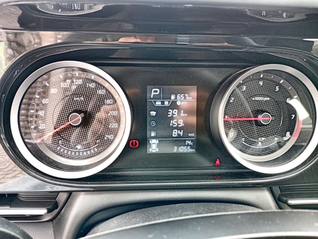 HYUNDAI - 27