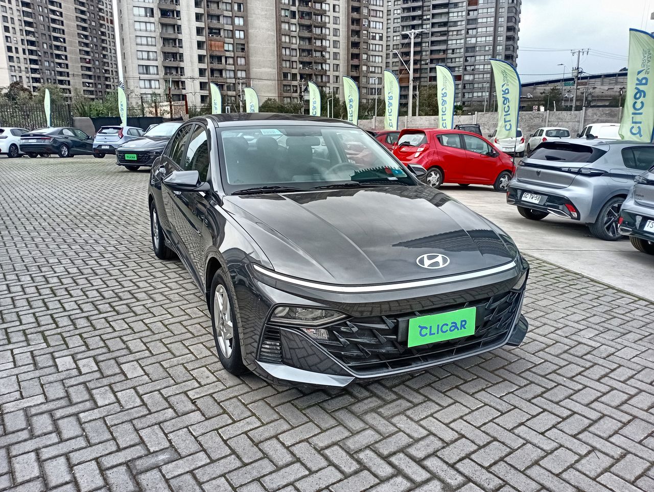 HYUNDAI - 1