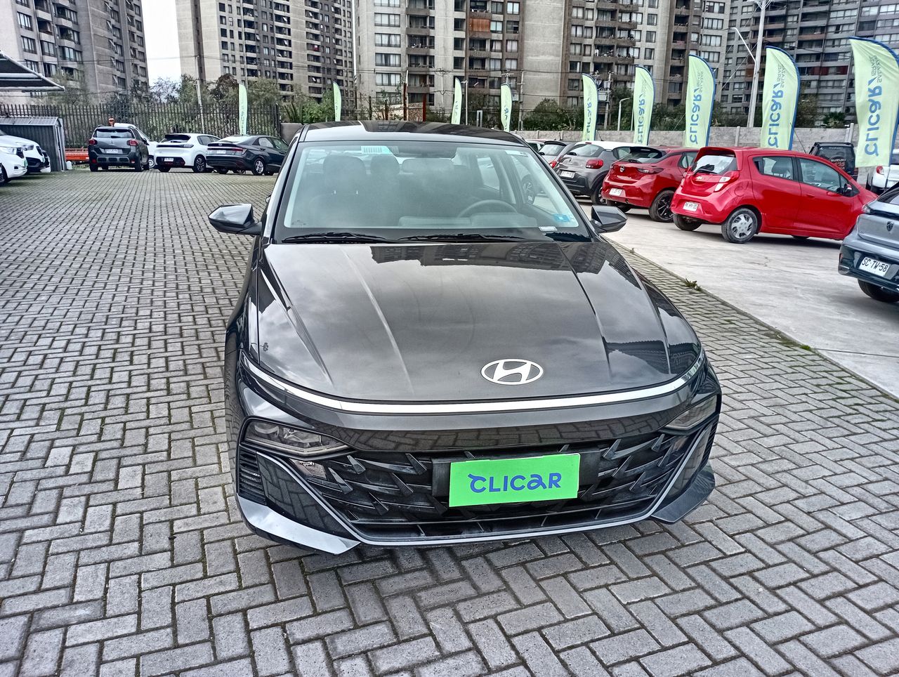 HYUNDAI - 2