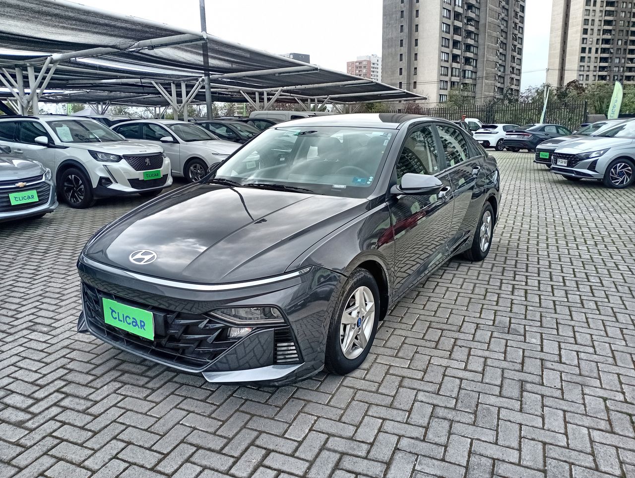 HYUNDAI - 3