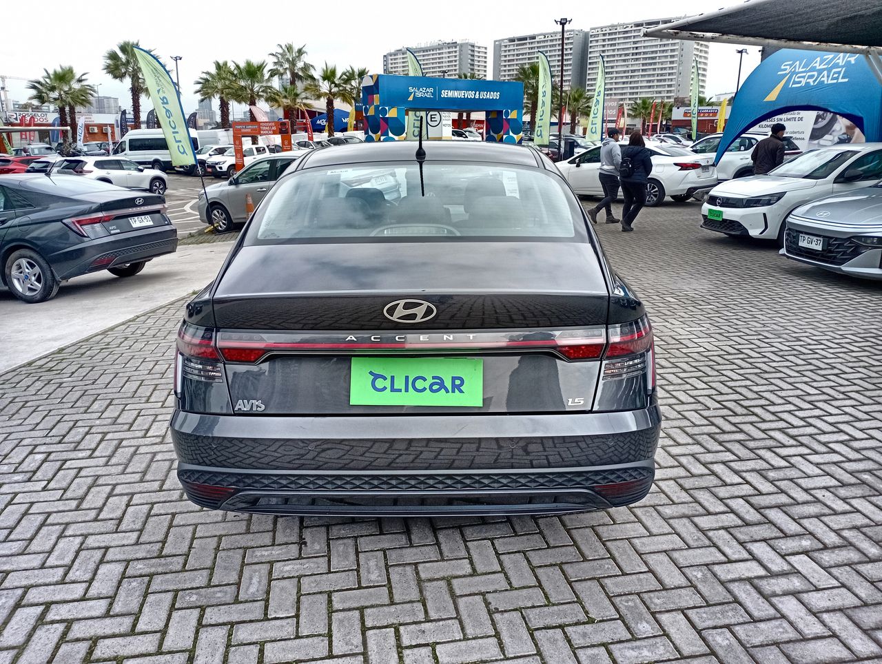HYUNDAI - 6