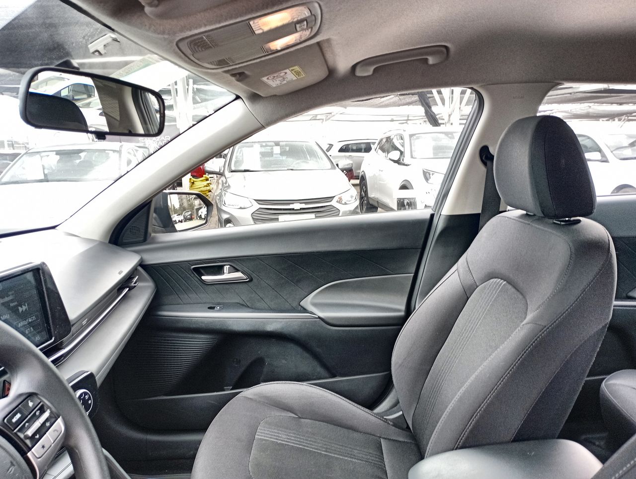 HYUNDAI - 10